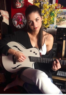 Elise Trouw feet photo 17