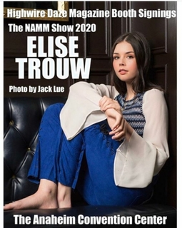 Elise Trouw feet photo 15