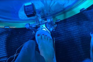 Elise Trouw feet photo 1