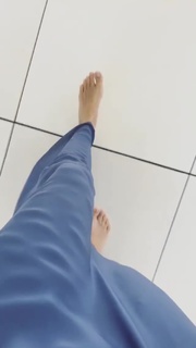 Elise van der Horst feet photo 16