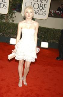 Elisha Cuthbert feet photo thumbnail