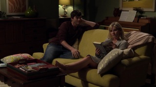 Elisha Cuthbert feet photo thumbnail