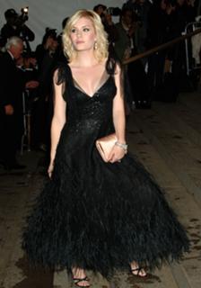 Elisha Cuthbert feet photo thumbnail