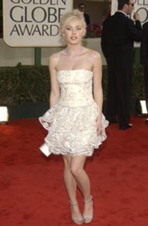 Elisha Cuthbert feet photo thumbnail