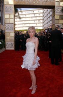 Elisha Cuthbert feet photo thumbnail