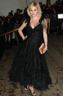 Elisha Cuthbert feet photo thumbnail