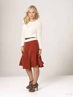 Elisha Cuthbert feet photo thumbnail