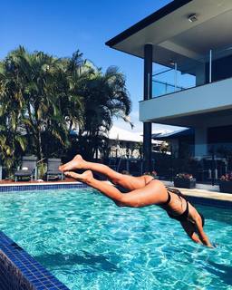 Elisha Herbert feet photo 19