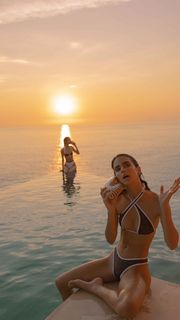 Elisha Herbert feet photo 7