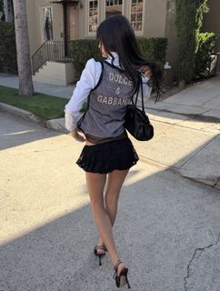 Elisha Herbert feet photo 4