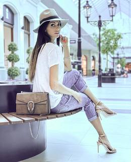 Eliska Bucková feet photo 1