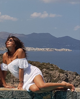 Elissa feet photo thumbnail