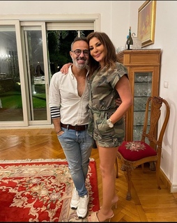 Elissa feet photo thumbnail