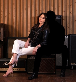 Elissa feet photo thumbnail