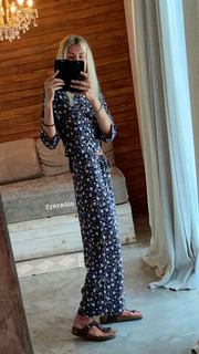 Eliza Coupe feet photo thumbnail