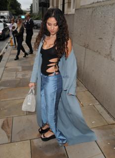 Eliza Doolittle feet photo 13