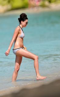 Eliza Doolittle feet photo 18