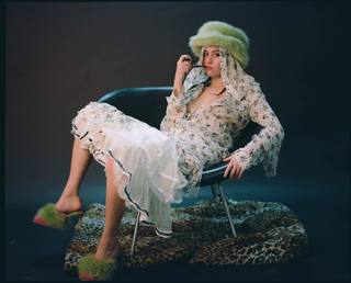 Eliza Doolittle feet photo 12