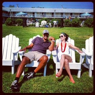 Eliza Dushku feet photo thumbnail