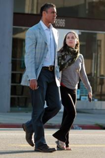 Eliza Dushku feet photo thumbnail