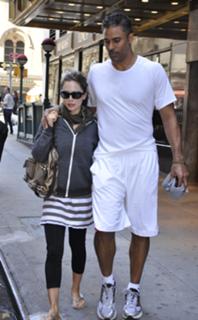 Eliza Dushku feet photo thumbnail