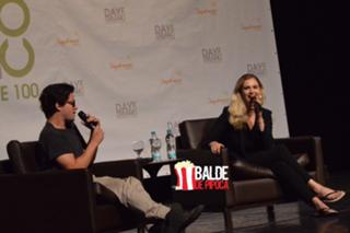 Eliza Taylor feet photo thumbnail