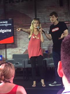 Eliza Taylor feet photo thumbnail