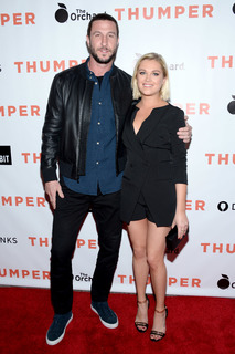 Eliza Taylor feet photo thumbnail