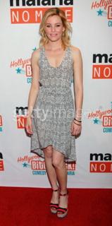 Elizabeth Banks feet photo thumbnail
