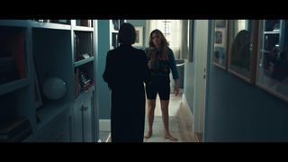 Elizabeth Banks feet photo thumbnail