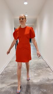 Elizabeth Banks feet photo 6