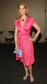 Elizabeth Berkley feet photo thumbnail
