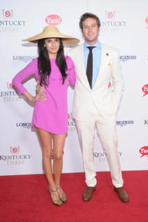 Elizabeth Chambers feet photo 9