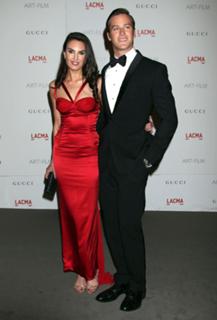 Elizabeth Chambers feet photo 14