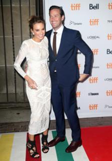 Elizabeth Chambers feet photo 10