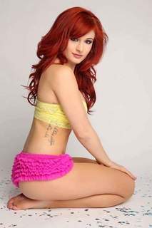 Elizabeth Chihaia feet photo 19