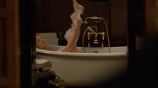 Elizabeth Debicki feet photo thumbnail