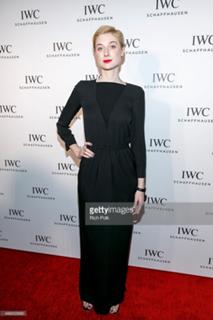 Elizabeth Debicki feet photo thumbnail