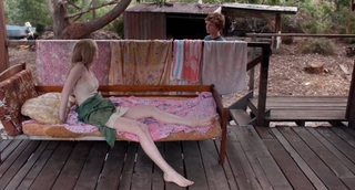 Elizabeth Debicki feet photo thumbnail