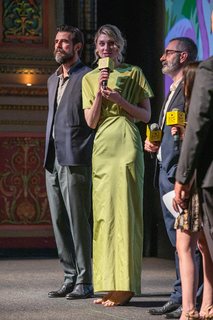 Elizabeth Debicki feet photo thumbnail