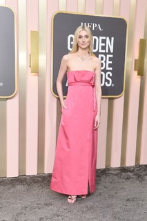 Elizabeth Debicki feet photo thumbnail