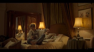 Elizabeth Debicki feet photo thumbnail