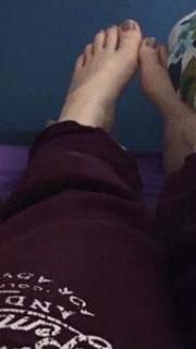 Elizabeth Dwyer feet photo 7
