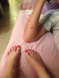Elizabeth Dwyer feet photo 8