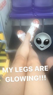 Elizabeth Dwyer feet photo 4