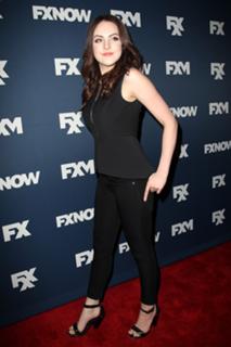 Elizabeth Gillies feet photo thumbnail