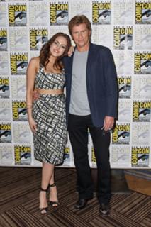 Elizabeth Gillies feet photo thumbnail