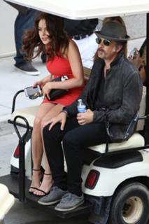 Elizabeth Gillies feet photo thumbnail