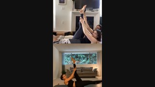 Elizabeth Henstridge feet photo thumbnail