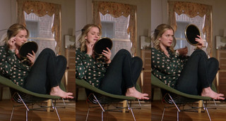 Elizabeth Lail feet photo thumbnail